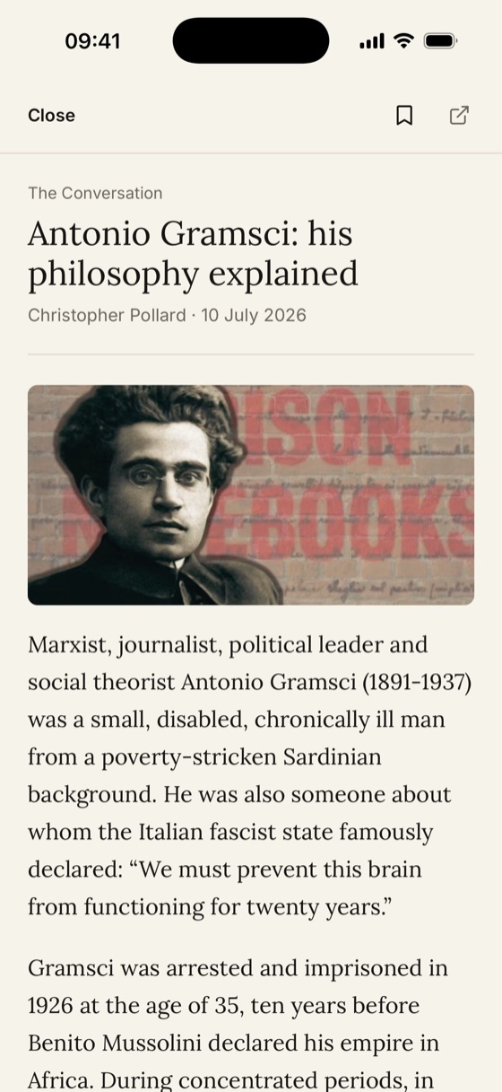 A free-access article shown in Moly's reader